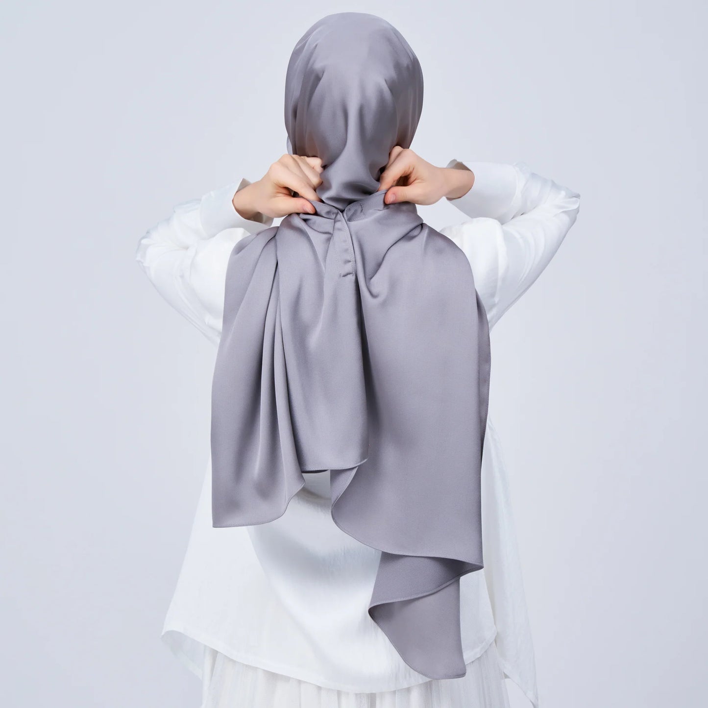 Instant Tag n' Go Shawl | Satin Bulle in Stone Grey