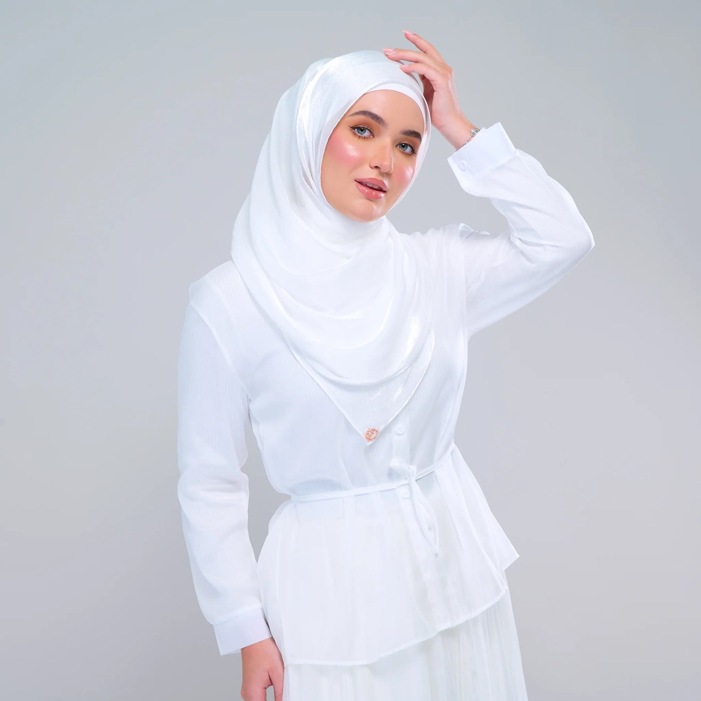 'NEW' Raia Shawl | Ironless Shimmer in Bridal White