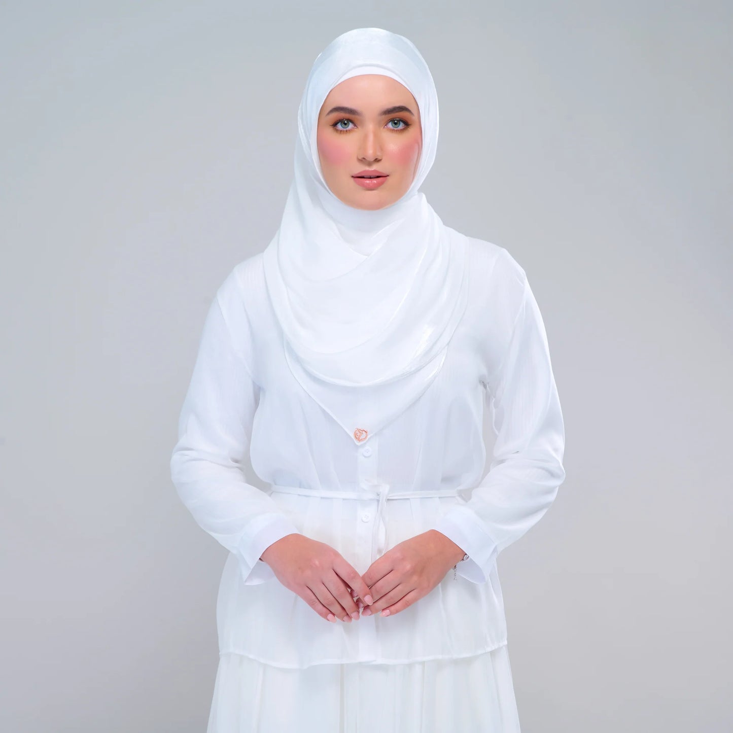 'NEW' Raia Shawl | Ironless Shimmer in Bridal White