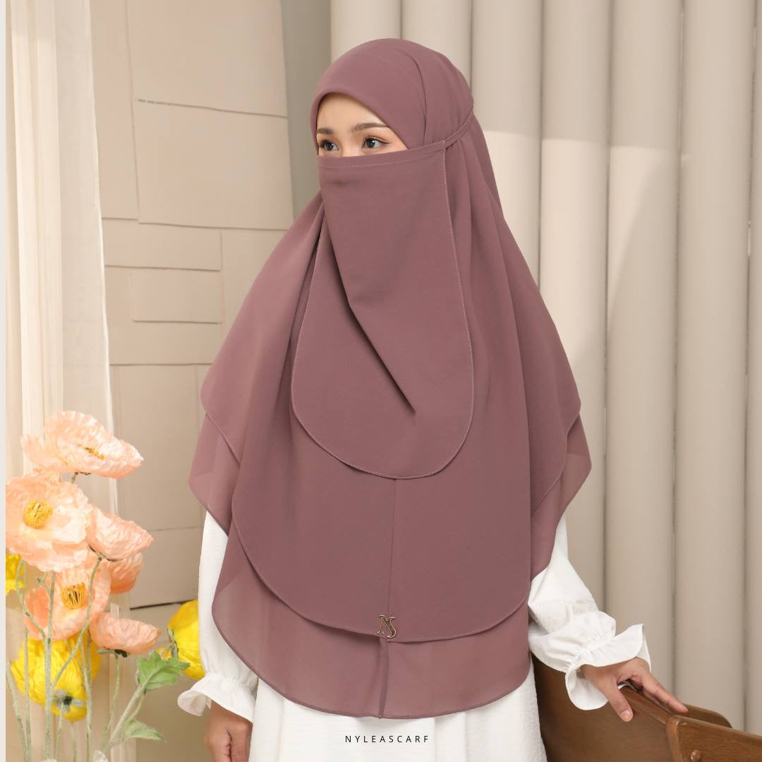 Raudhah Khimar in Taupe