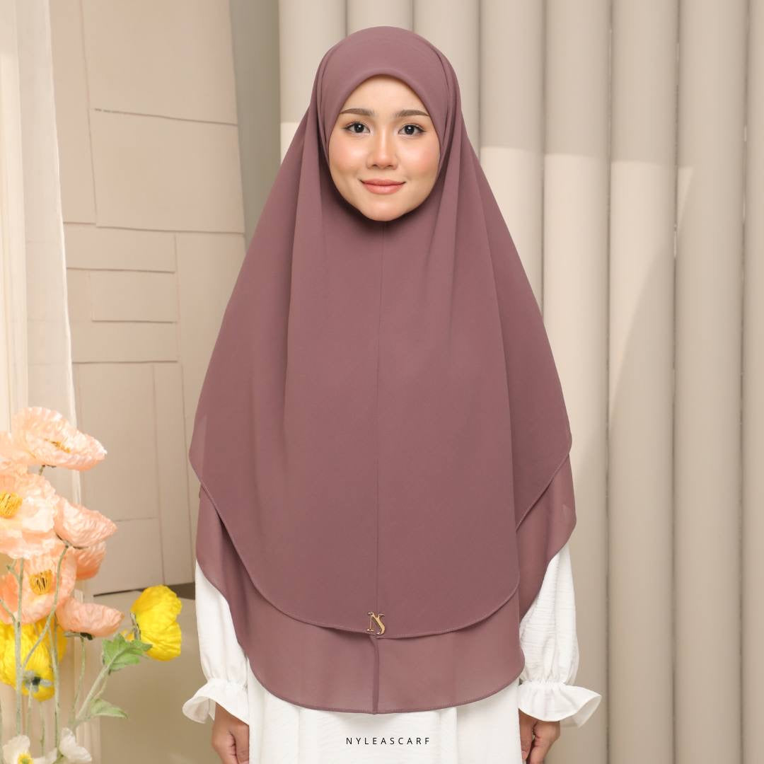 Raudhah Khimar in Taupe