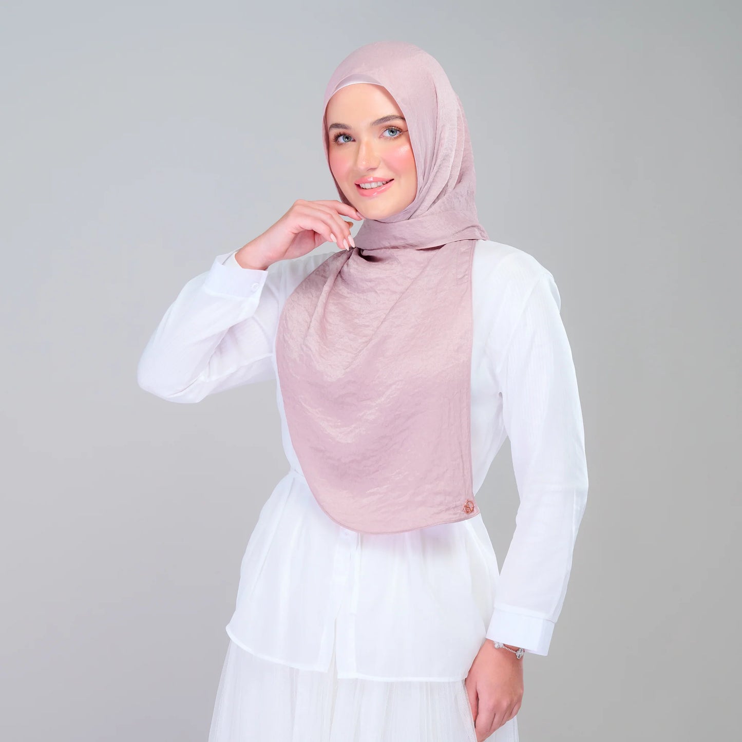 Instant Tag n' Go Shawl | Textured Silk in Soft Pink