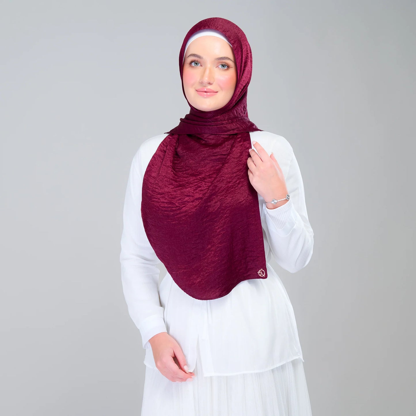 Instant Tag n' Go Shawl | Textured Silk in Deep Crimson